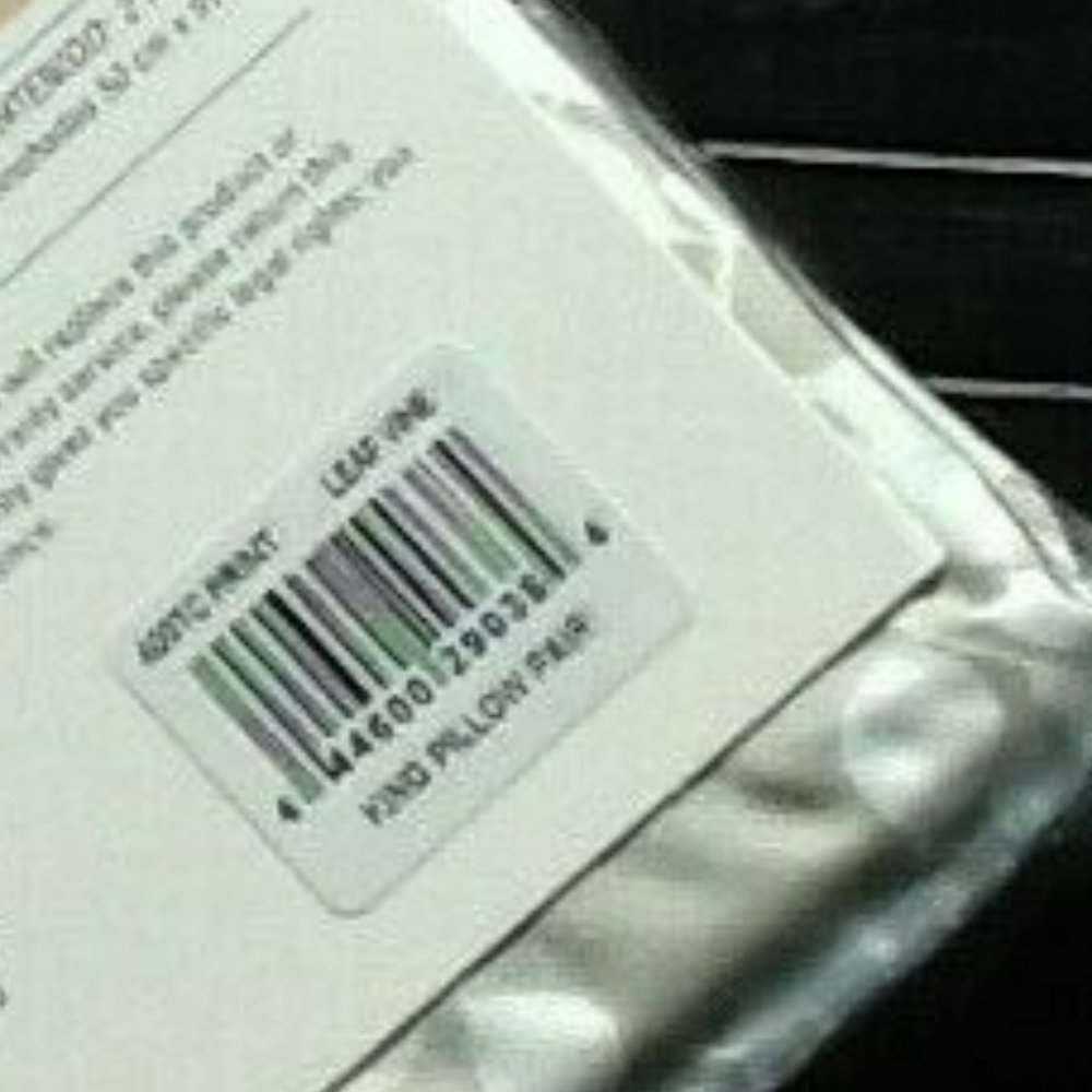 new Heartland 400 TC 100% Cotton Sateen KING Pillowcases - WHITE LEAF on GRAY - Picture 9 of 12